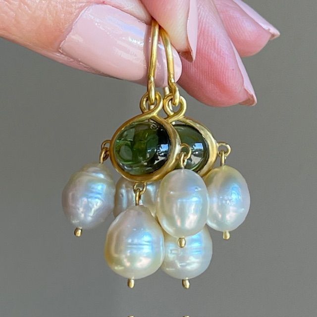 Pearl Earrings Elegant Retro Ear Hook Wind Ear Rings