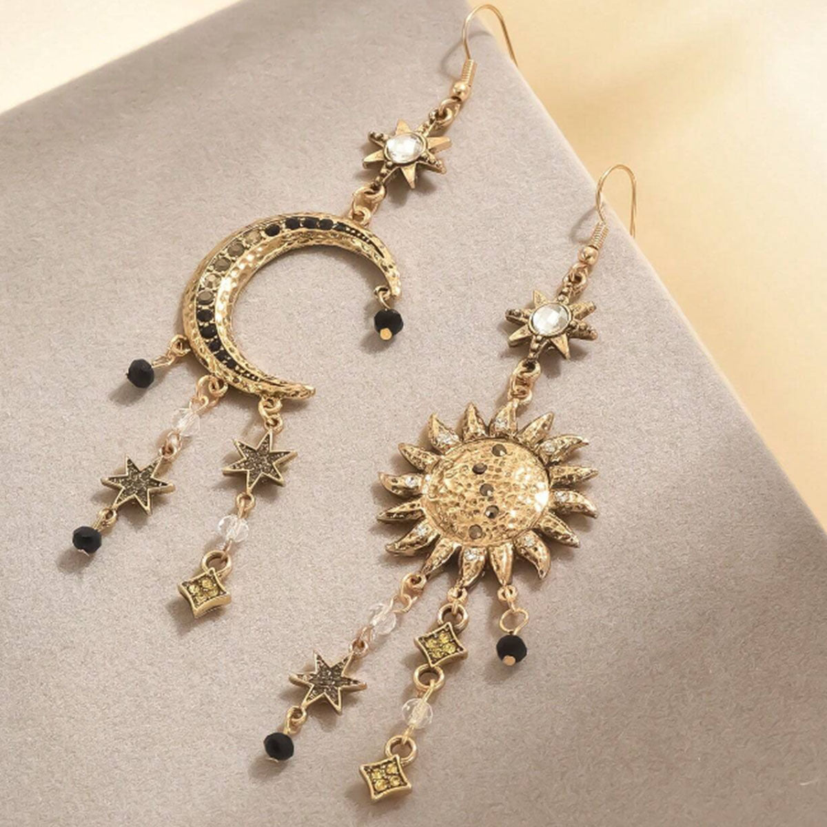 Long Sun Moon Women's Earrings Retro Style